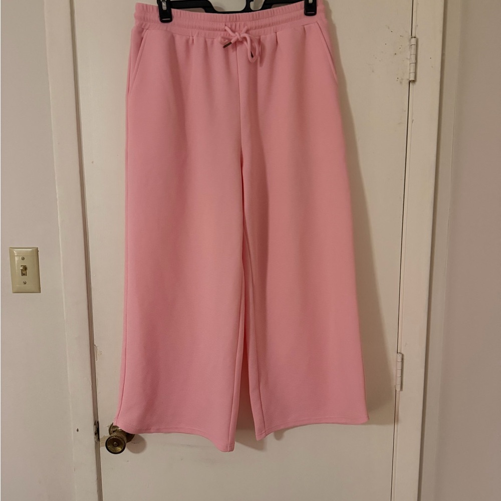 Pink Short Sleeve Zip-Up Top and Pants Set - Picture 3 of 7